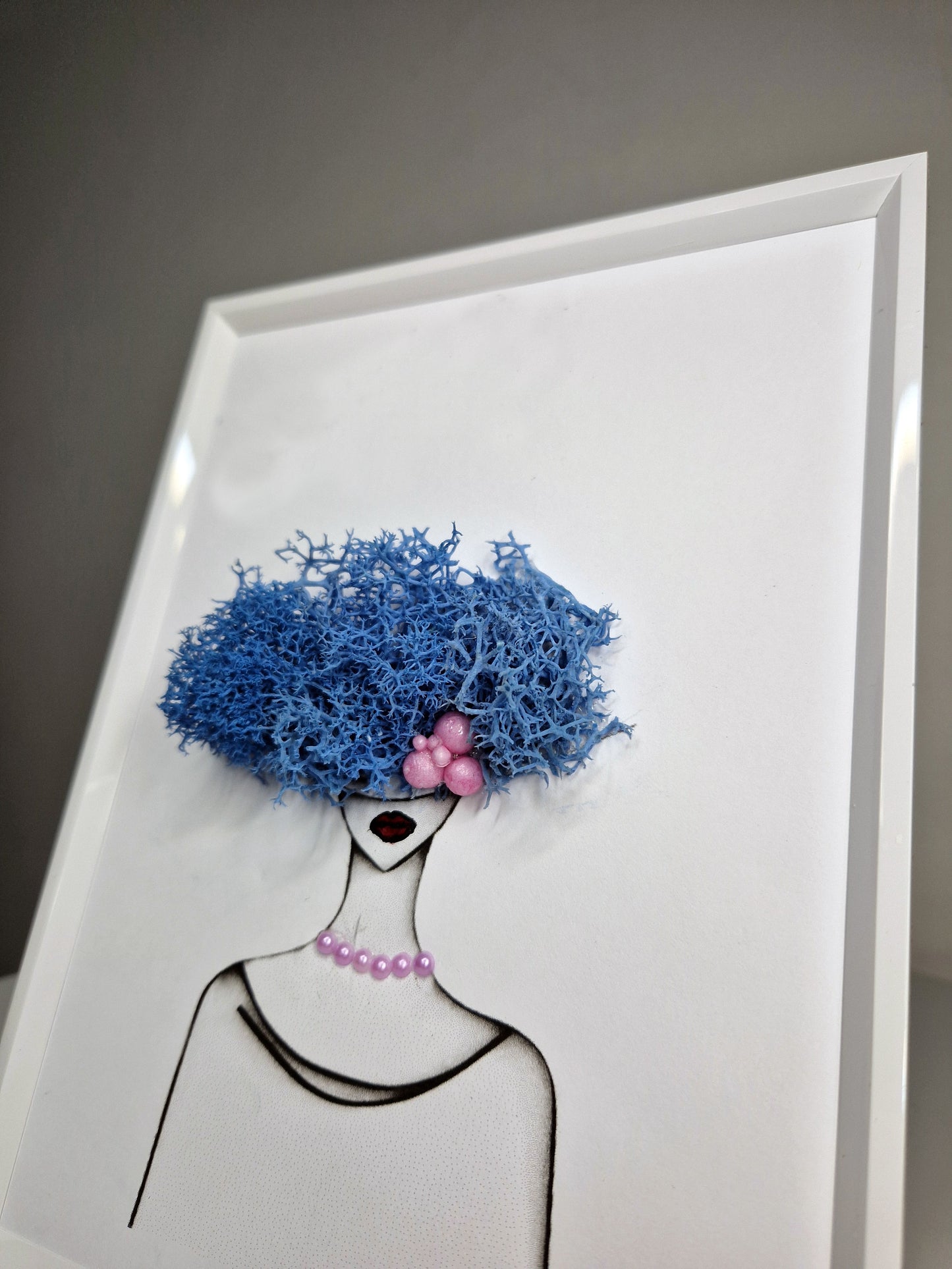 "Blue Elegance" – Framed Moss Lady Portrait