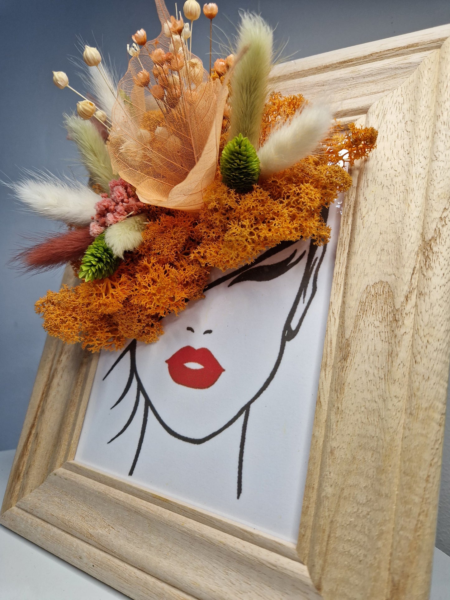 Botanical Beauty – Floral Wall Art with Dried Flowers & Preserved Moss